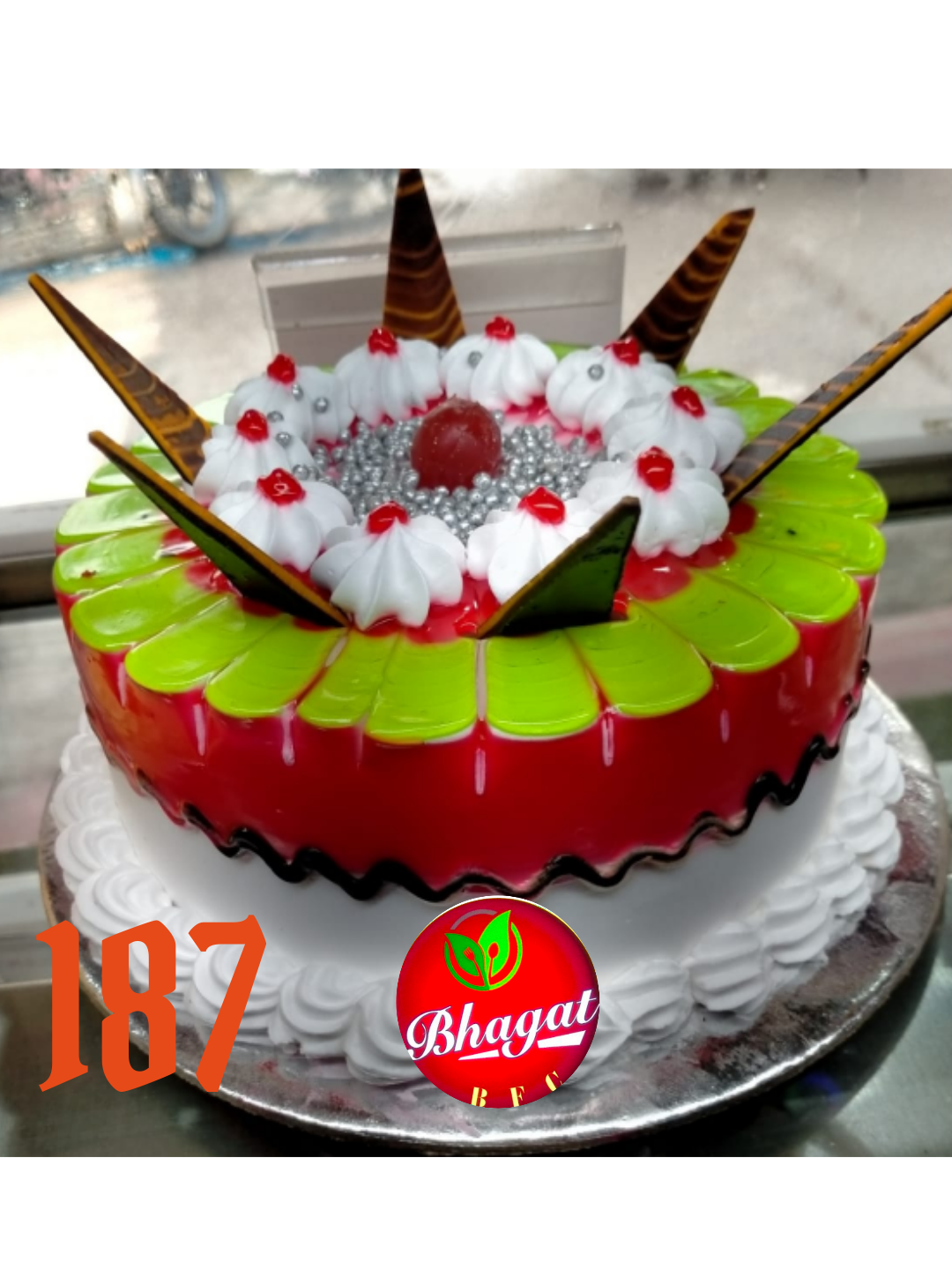 VANILLA JELLY CAKE